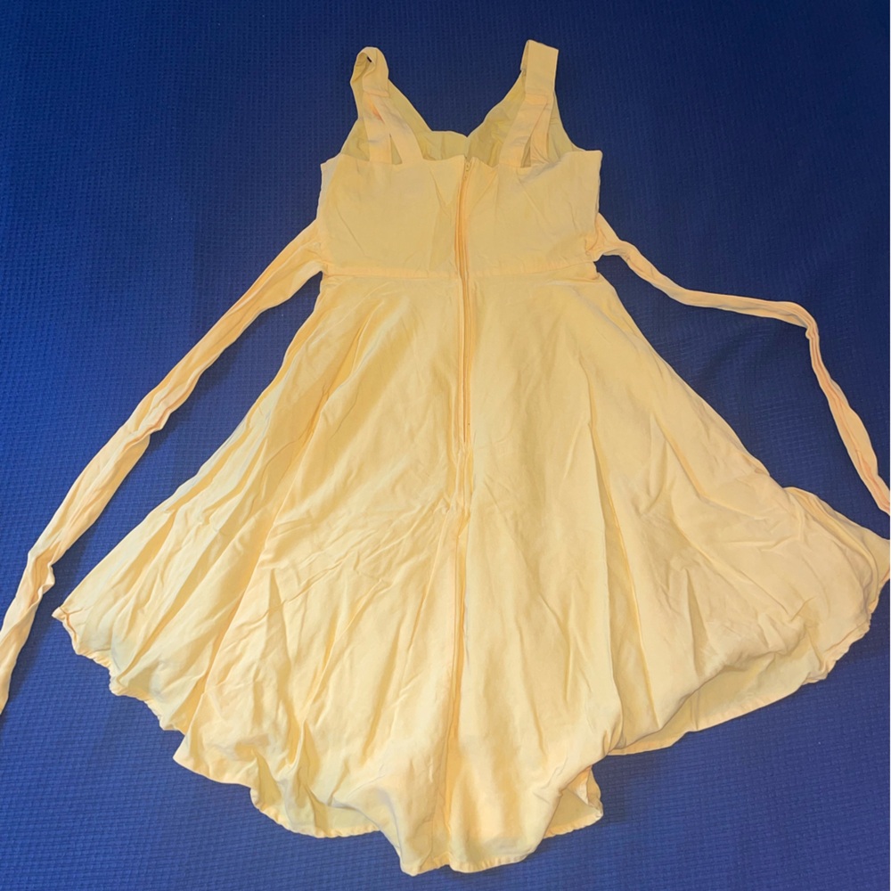 Yellow ModCloth Dress - Picture 2 of 5